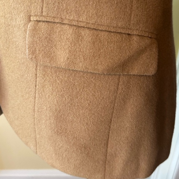 Vintage | 1970s Tan Two Button Blazer - Picture 7 of 13